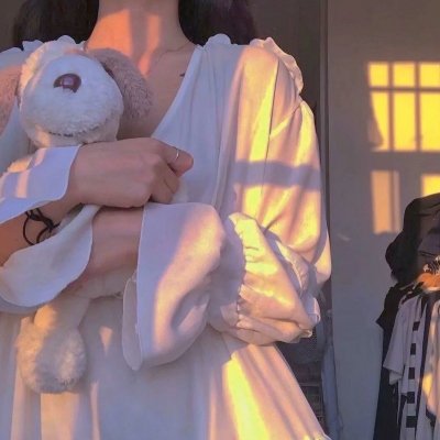 好女孩 高清封面