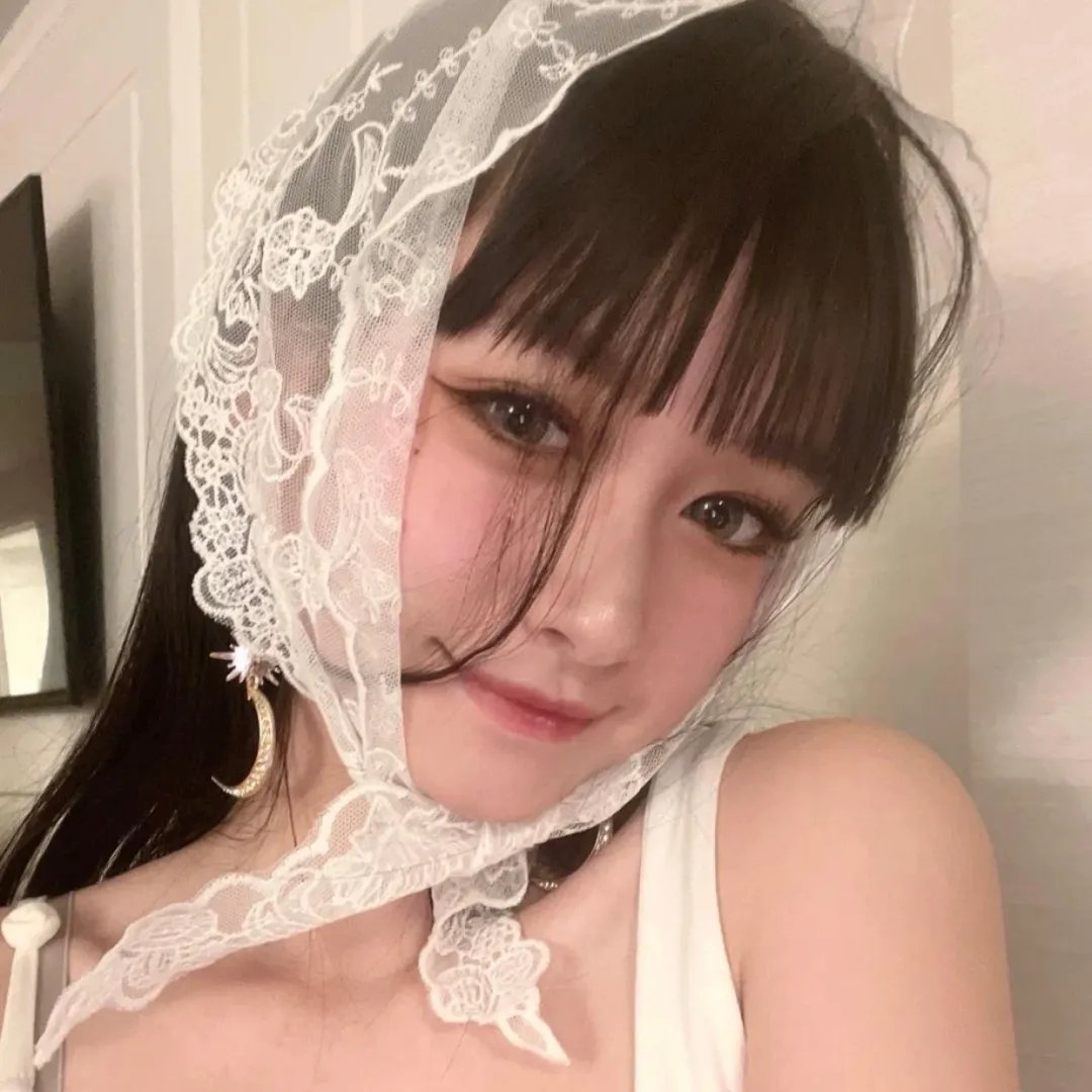 系统逼我做皇后第五季 高清封面