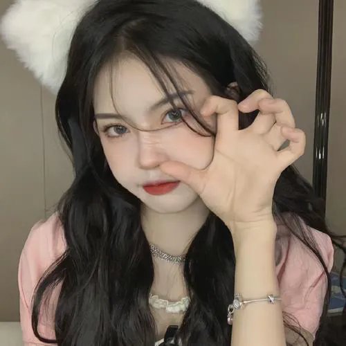 女人世上 高清封面